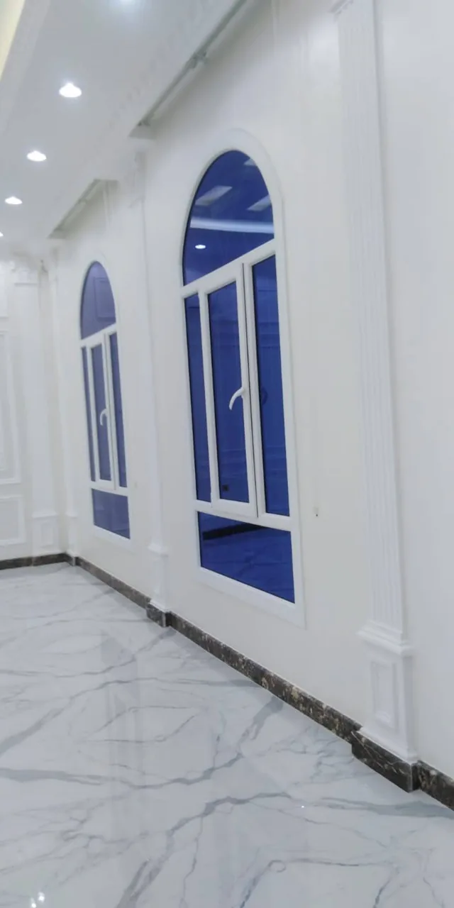 دار المهارة للتنظيفات بيتك بأمان ونظافة مثالية في قطر ✨ 2 نوافذ وأرضية رخامية داخل فيلا